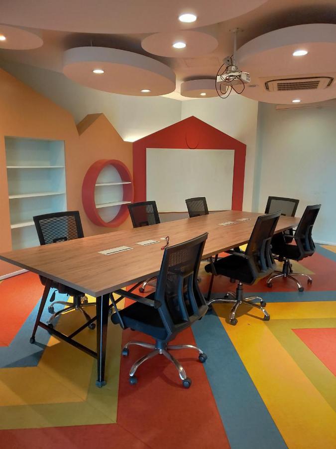 D Bunga مسلم Homestay Pool View Legoland Nusajaya Nusajaya  Eksteriør bilde