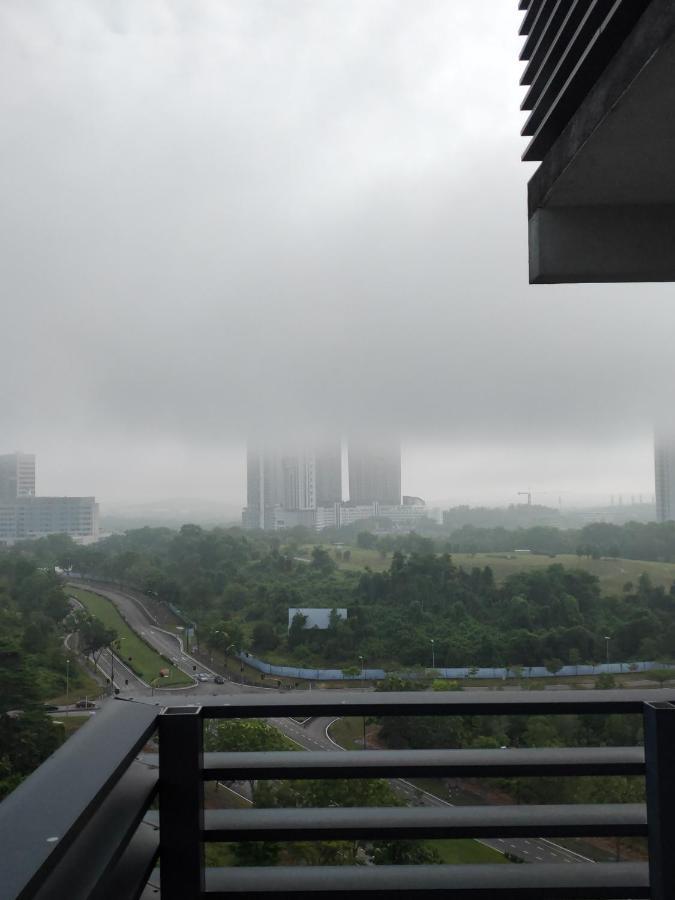 D Bunga مسلم Homestay Pool View Legoland Nusajaya Nusajaya  Eksteriør bilde