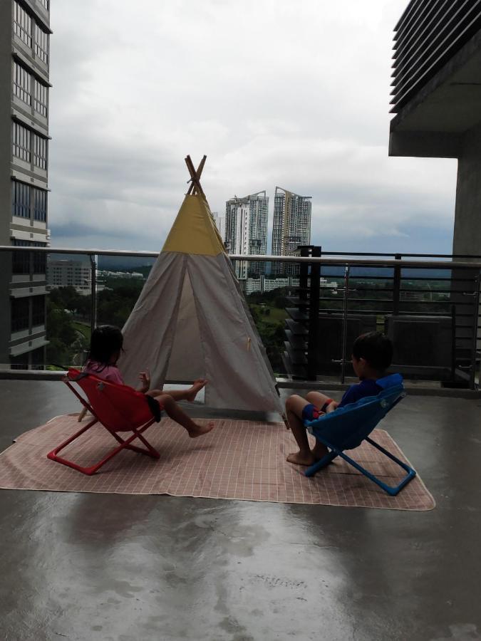 D Bunga مسلم Homestay Pool View Legoland Nusajaya Nusajaya  Eksteriør bilde