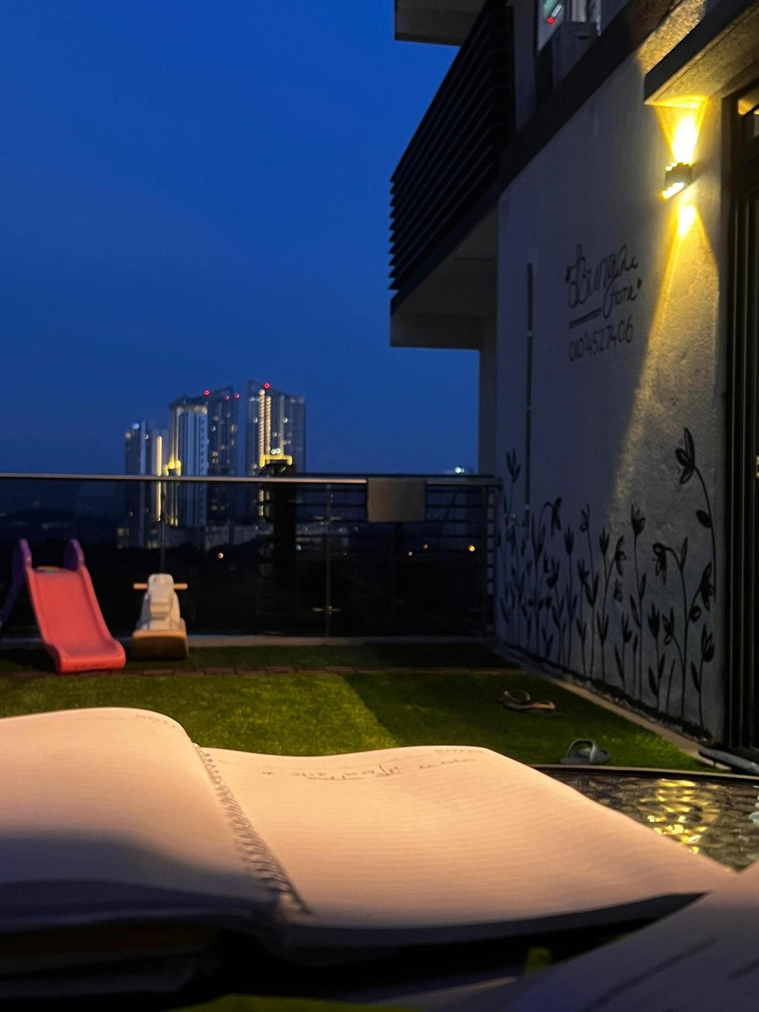 D Bunga مسلم Homestay Pool View Legoland Nusajaya Nusajaya  Eksteriør bilde