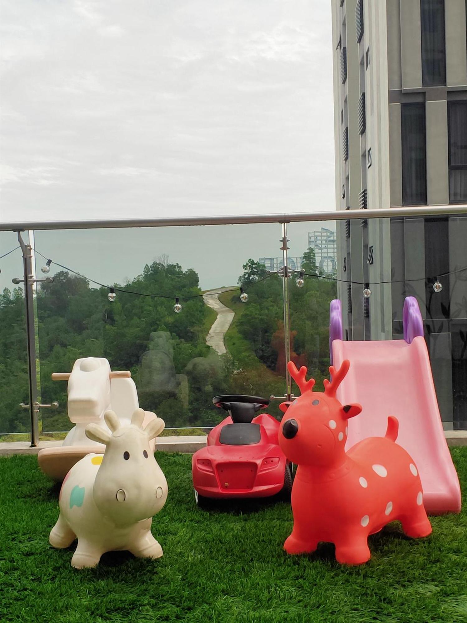 D Bunga مسلم Homestay Pool View Legoland Nusajaya Nusajaya  Eksteriør bilde