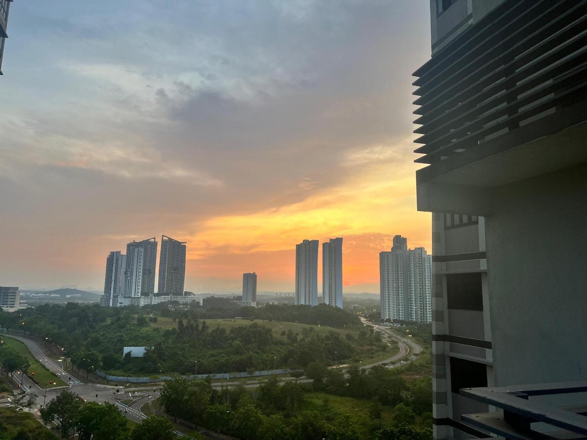 D Bunga مسلم Homestay Pool View Legoland Nusajaya Nusajaya  Eksteriør bilde